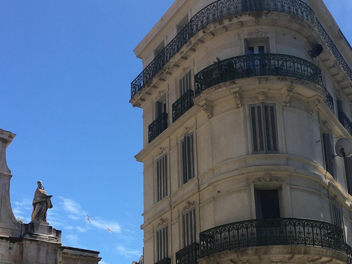 Coup De Coeur Vieux Port-Republique Apartamento Marselha Exterior foto